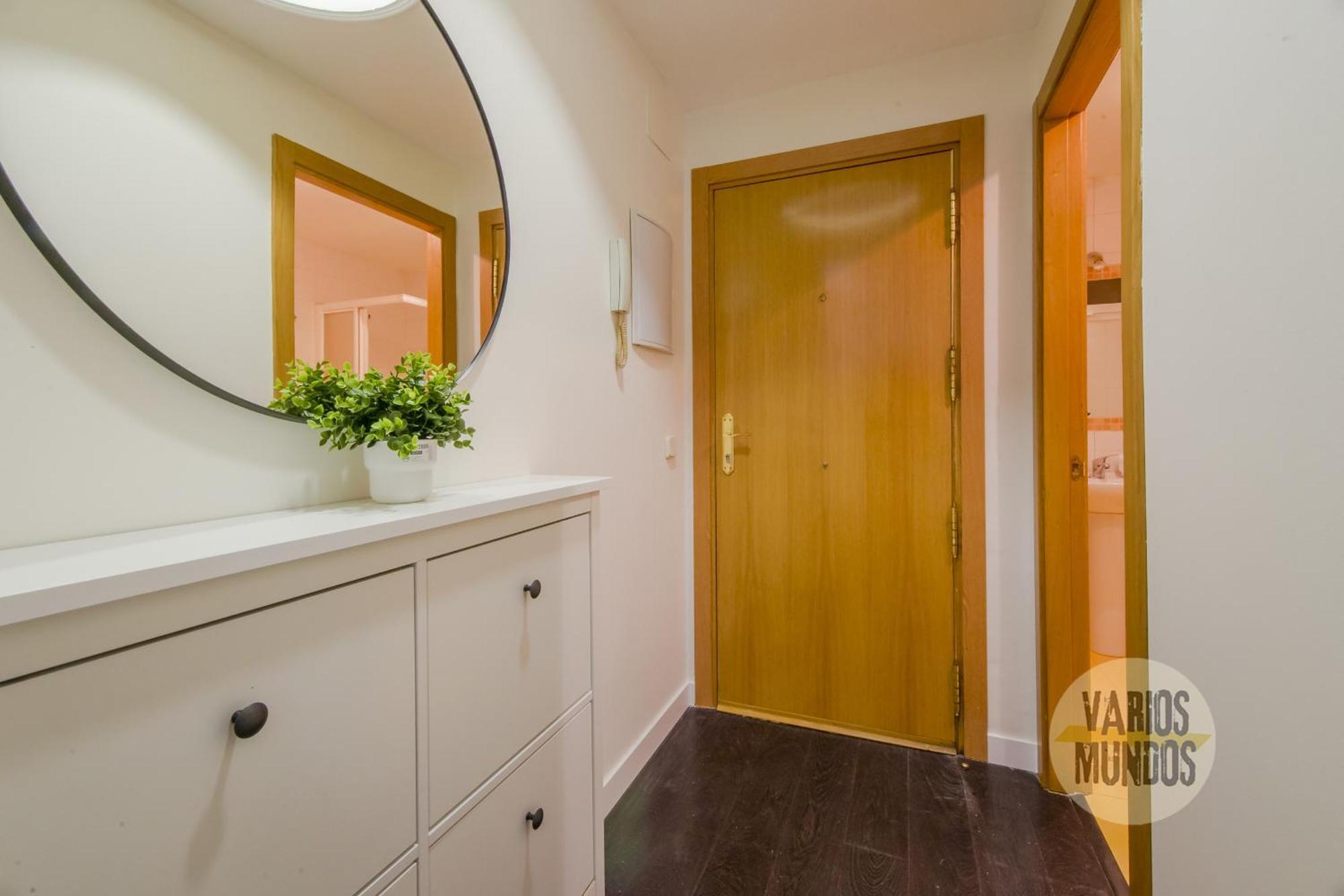 Confortable Apt Para 3 Pax A 1 Min De Gran Via Мадрид Экстерьер фото