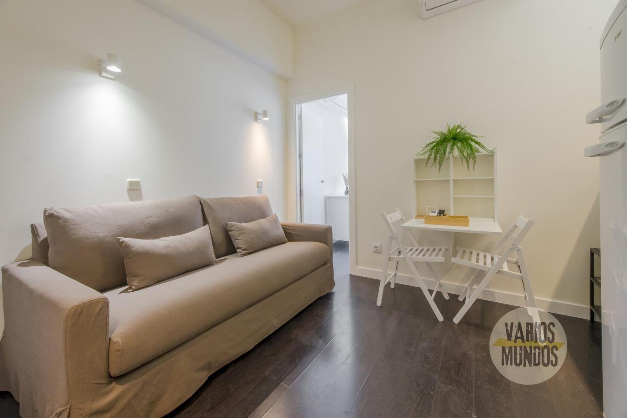Confortable Apt Para 3 Pax A 1 Min De Gran Via Мадрид Экстерьер фото